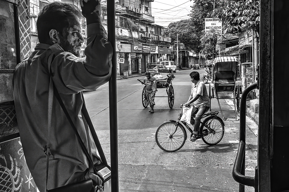 Rolling heritage, slow wheels and eternal city