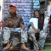 Observing humanity in motion - A colorful theatre of everday urban life