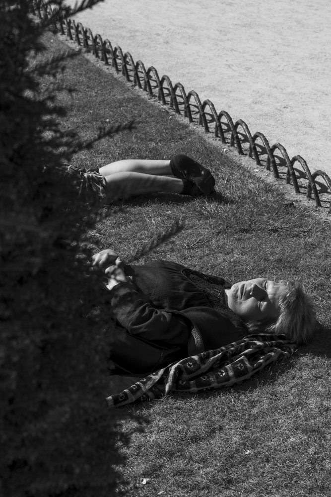 A moment of rest - Paris