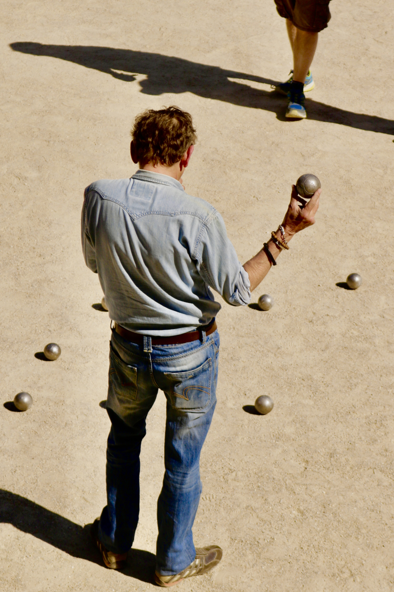 Du soleil, du sable et des boules 