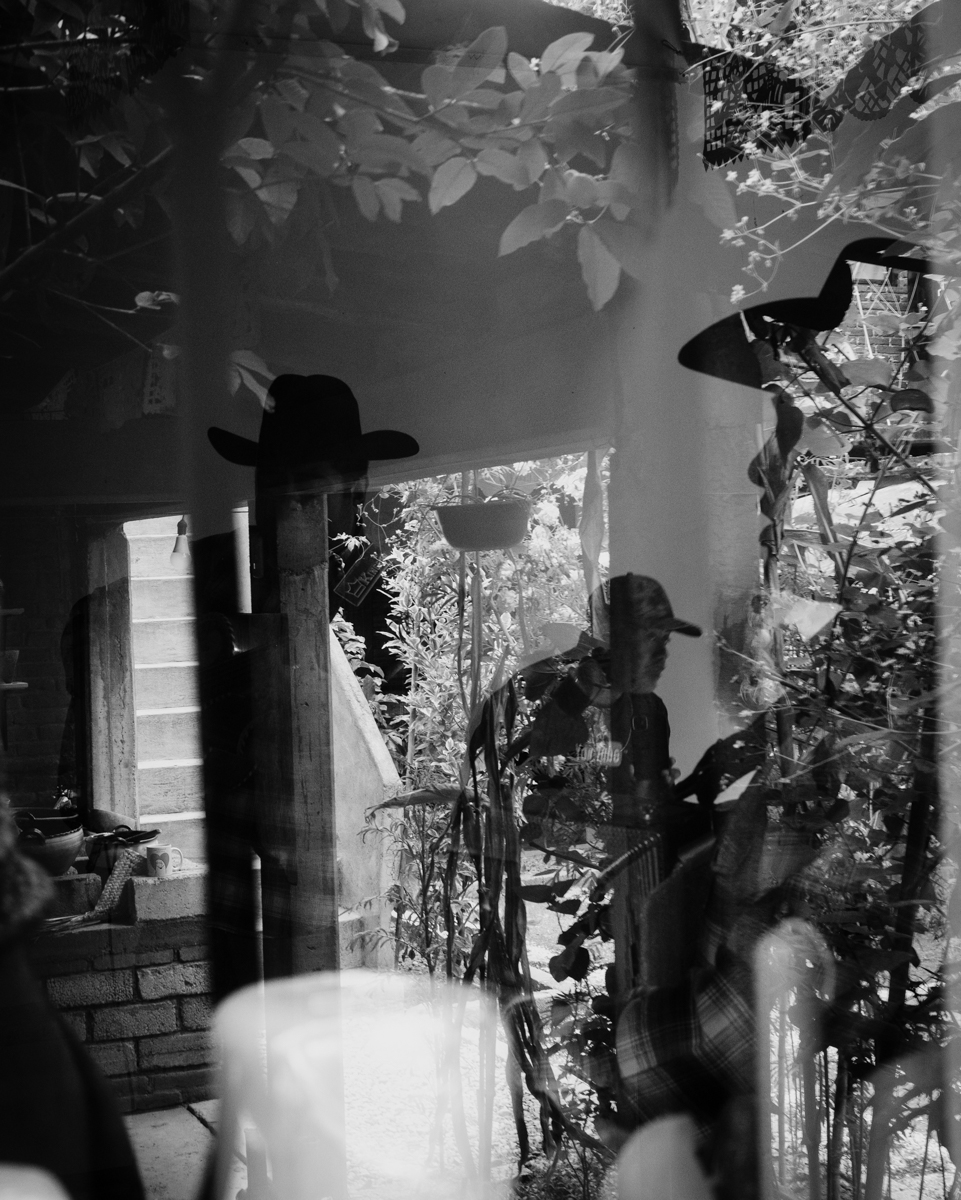 Singing to wandering souls