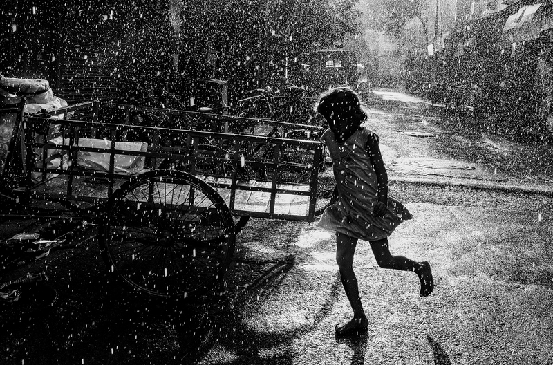 A girl in Rain 