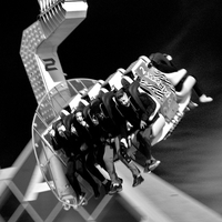 Lumière et obscurité à la fête foraine