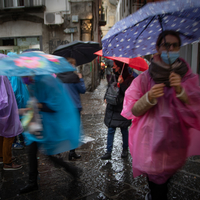 Pluie sur la ville