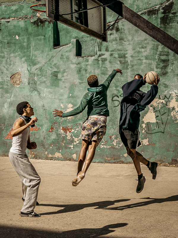 Moving Streets of Havana