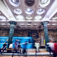 A moment in time at the Gafur Gulom metro (Tashkent, Uzbekistan)