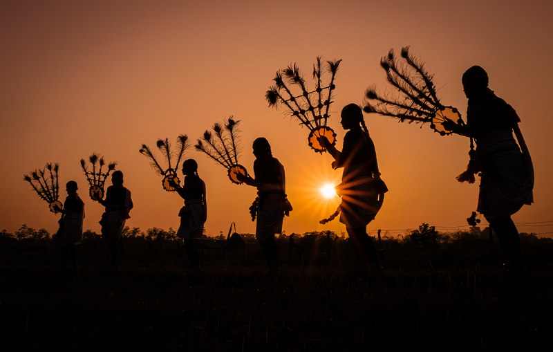 Dancing silhouettes