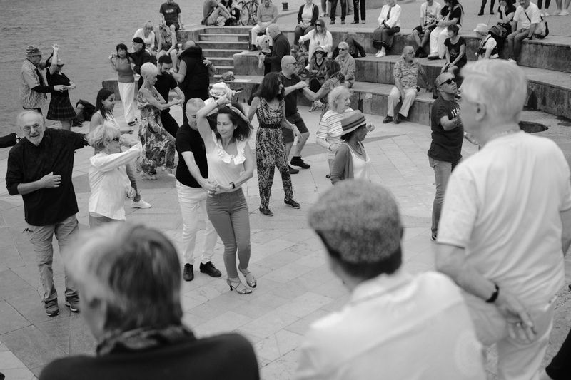 Shall we dance?