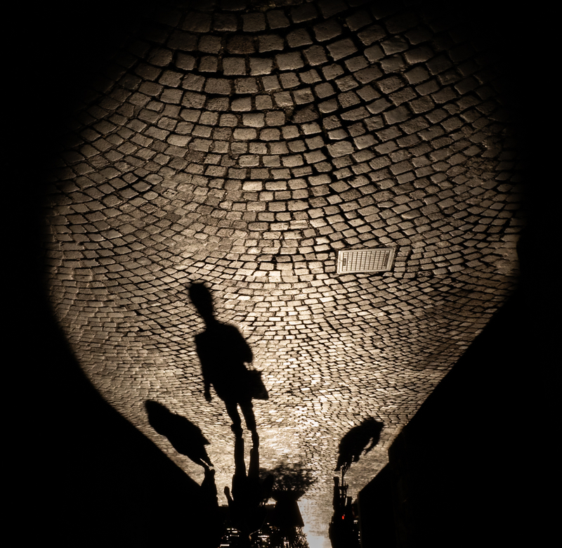 Shadows in a light bulb