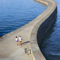 Couple sur la jetée - Saint Malo, 2022