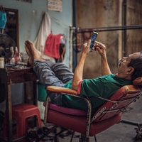 Urban Interlude: Phnom Penh’s Sidewalk Barber